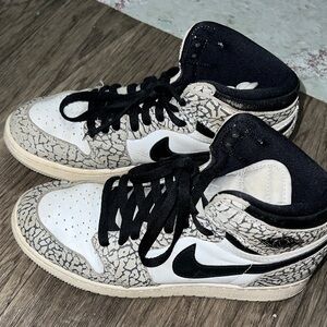 Jordan’s size 7 - worn